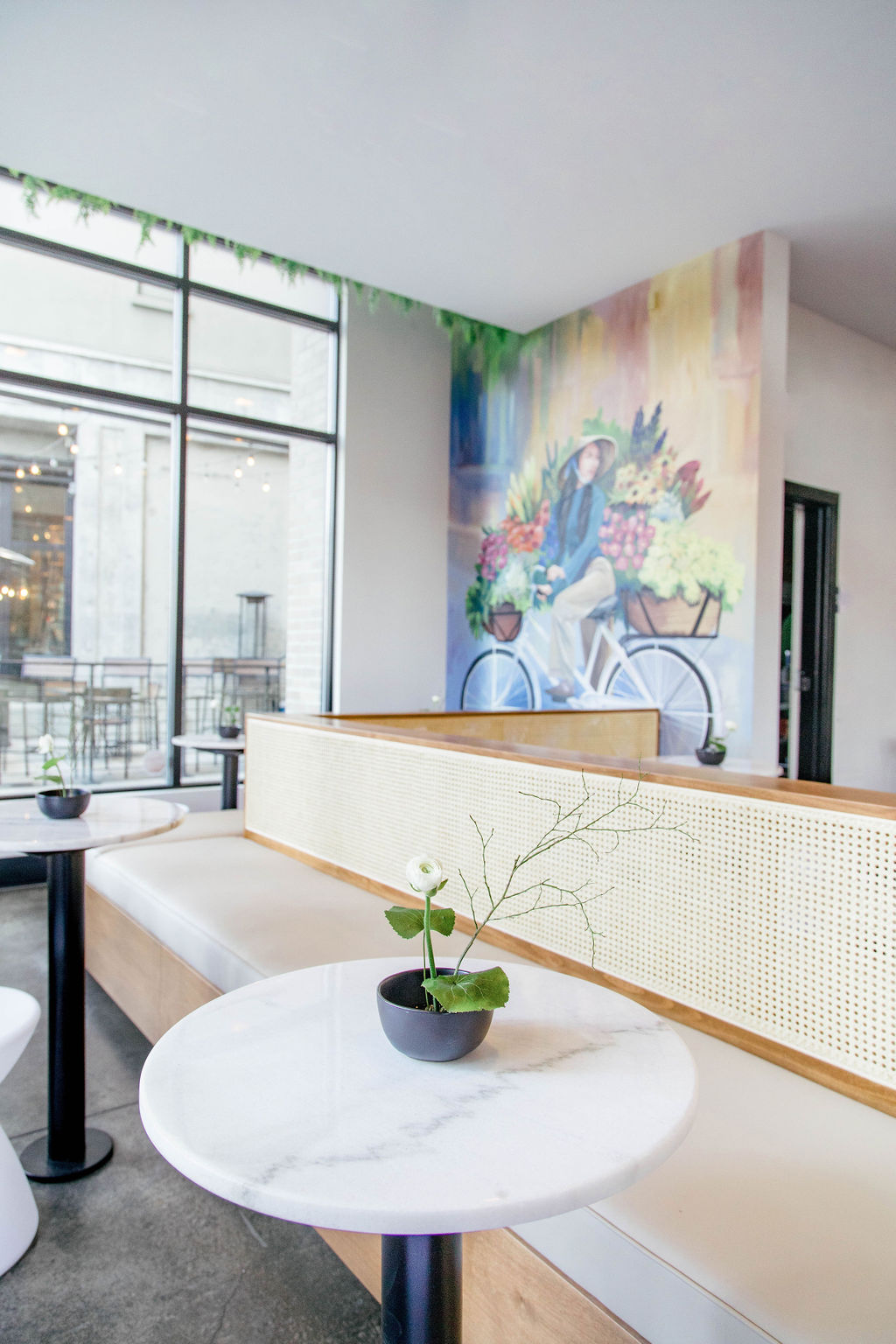 Restaurant interior 9
