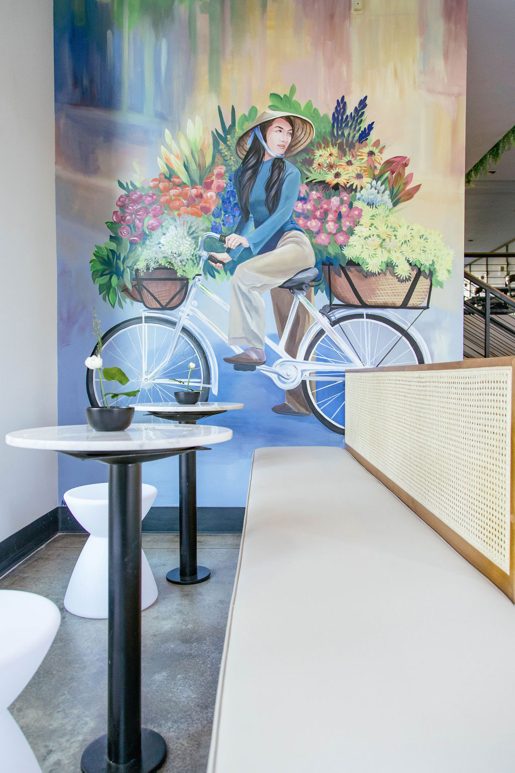 Restaurant interior 10
